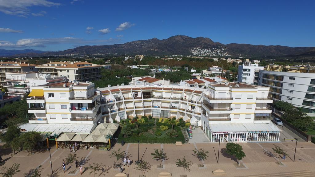 Inmosantos Oasis B7 Apartment Roses Bagian luar foto