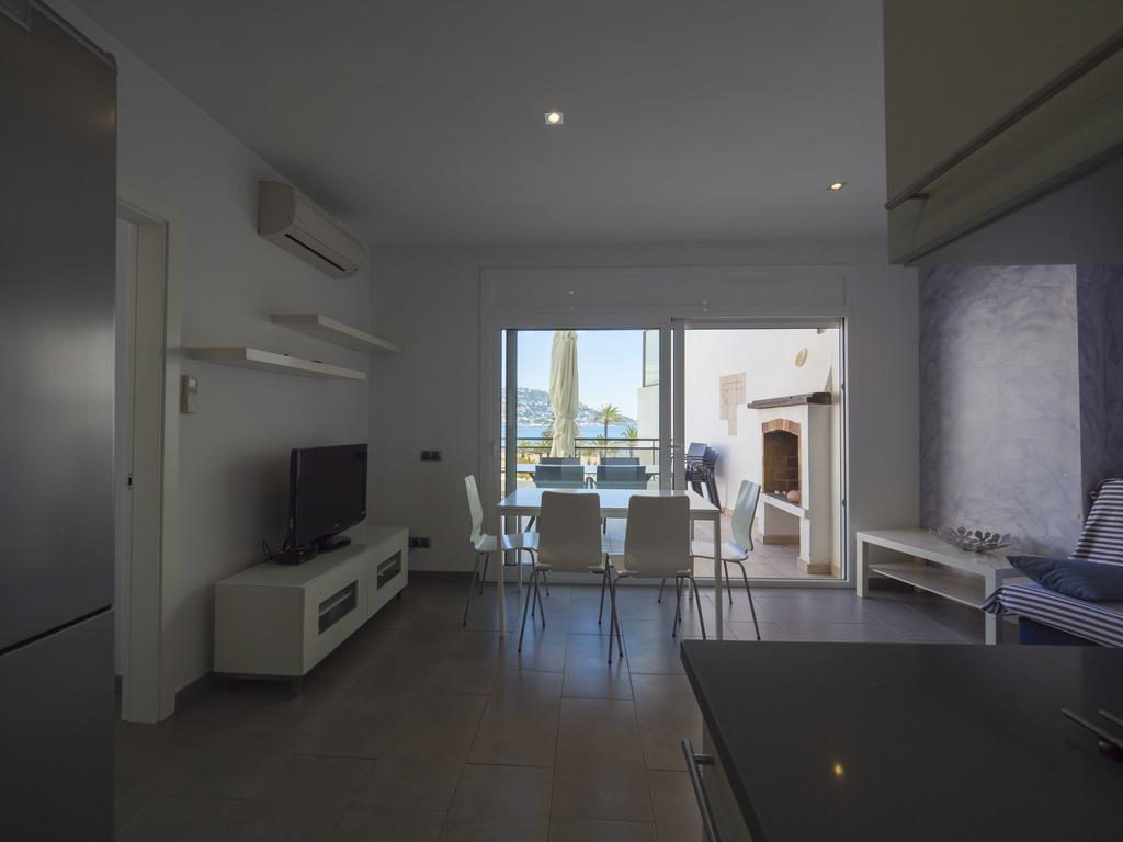 Inmosantos Oasis B7 Apartment Roses Bagian luar foto